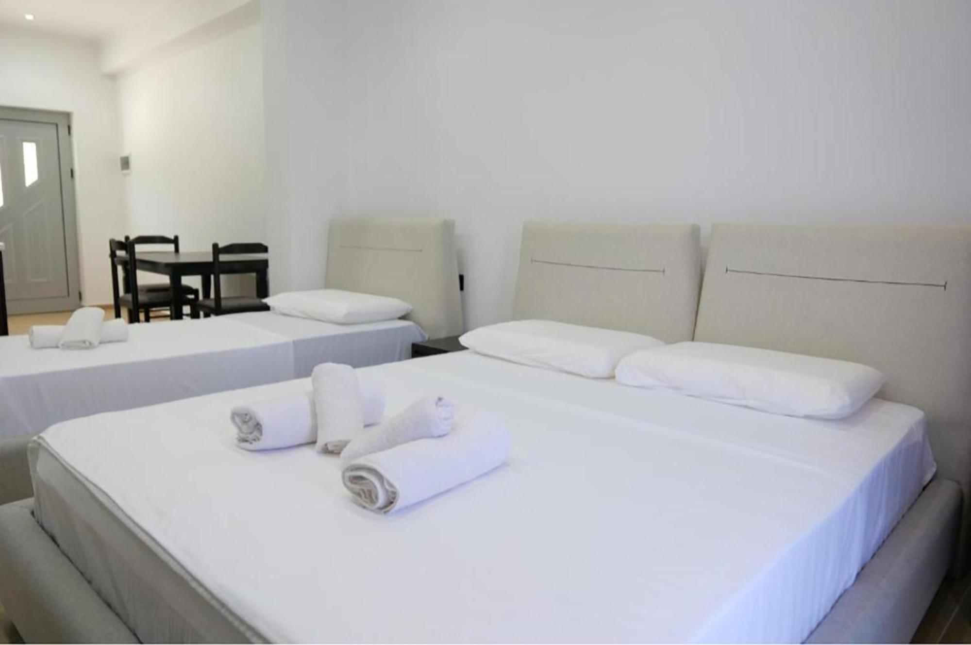 Lux Apartments Ksamil Bagian luar foto