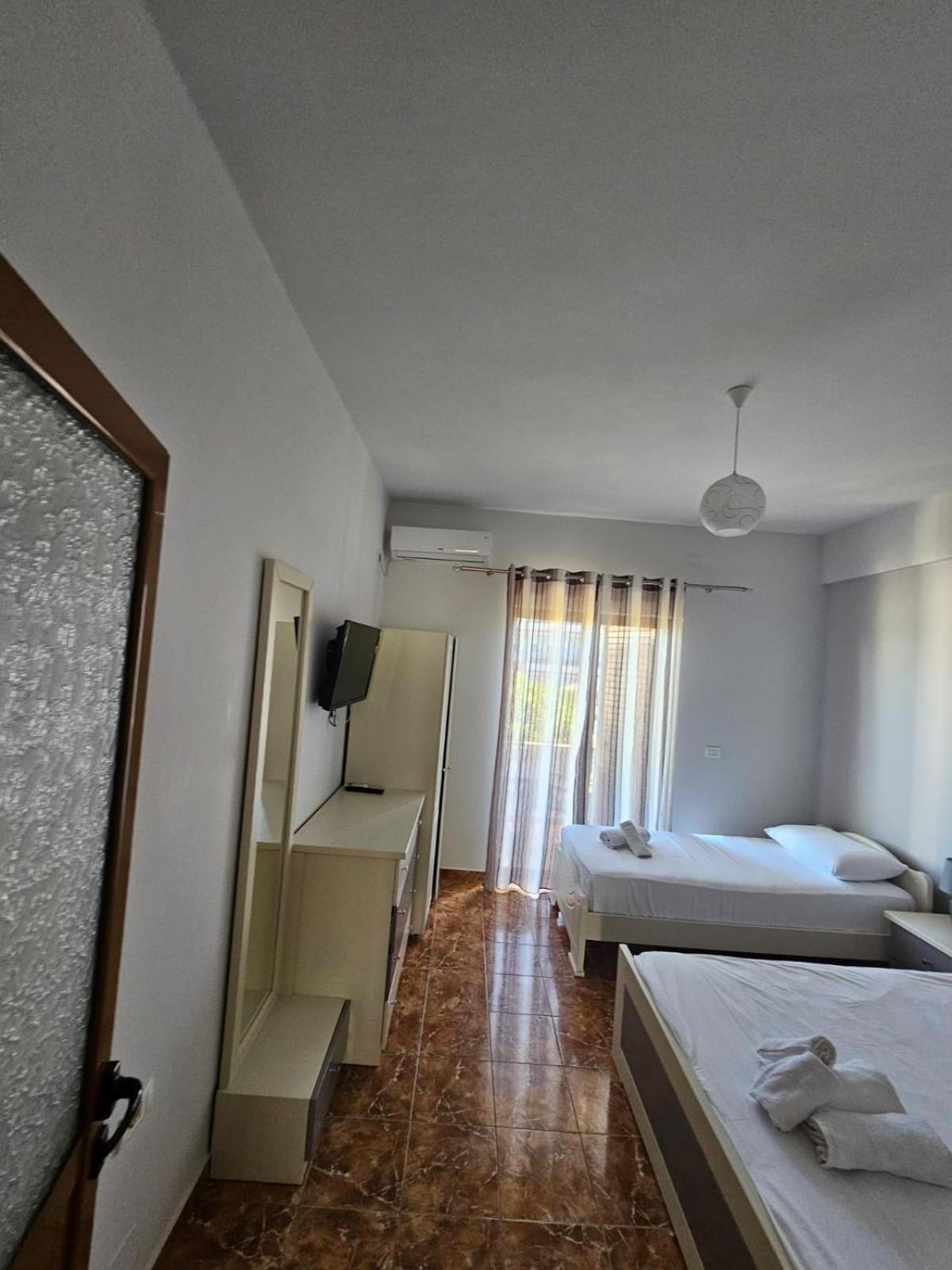Lux Apartments Ksamil Bagian luar foto